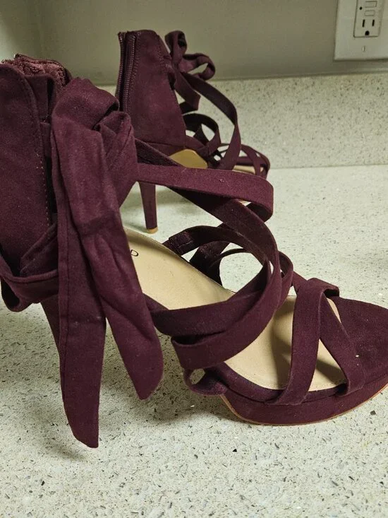Burgundy Tie-Up Platform Heels - Picture 5 of 8